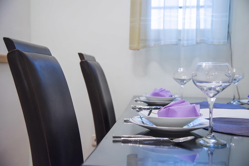 Apartment J&I สปลิท ภายนอก รูปภาพ